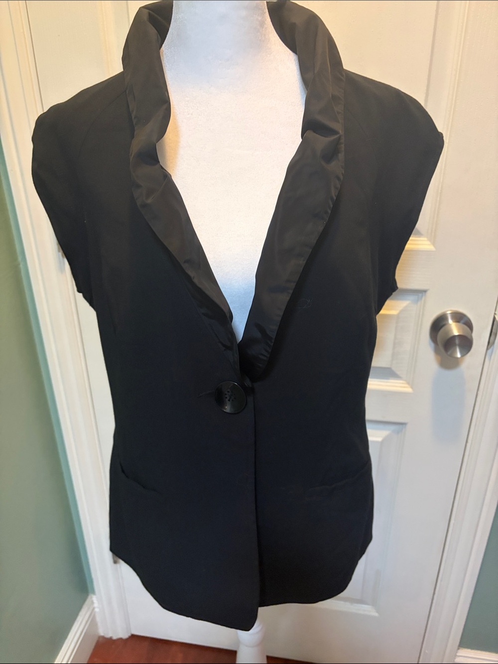 CAbi Black Satin-Trim Sleeveless Blazer Vest